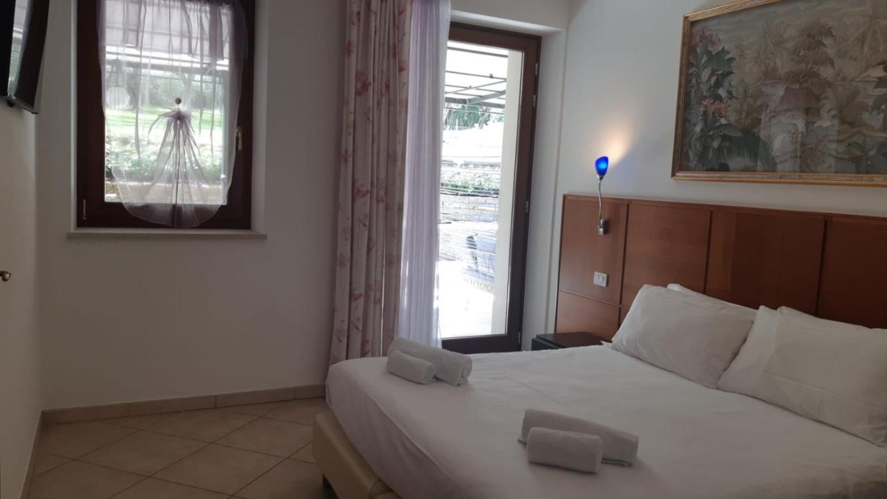 Hotel Casaliva Relais Bardolino Exterior foto